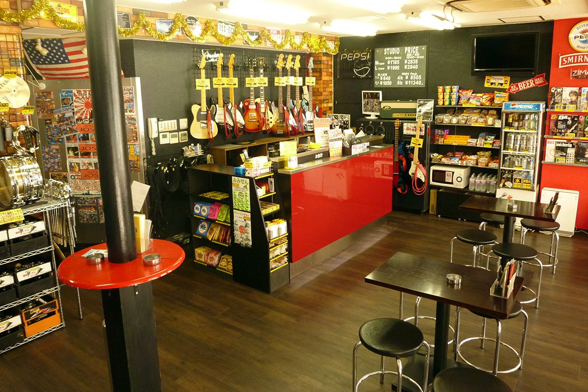 スタジオペンタ新宿店 : ロビー